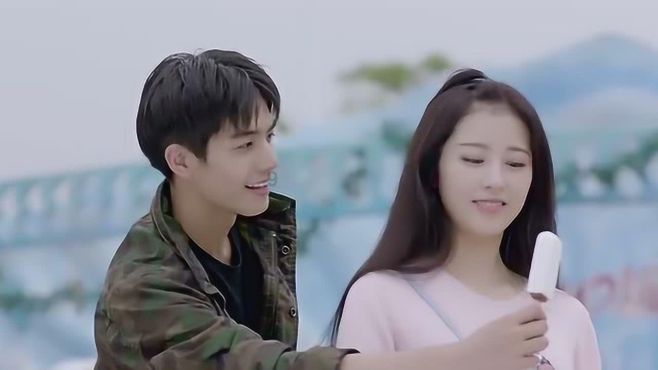 主持人问王宝强:你身价上亿,可你哥哥还在卖烧饼,为何不帮他?